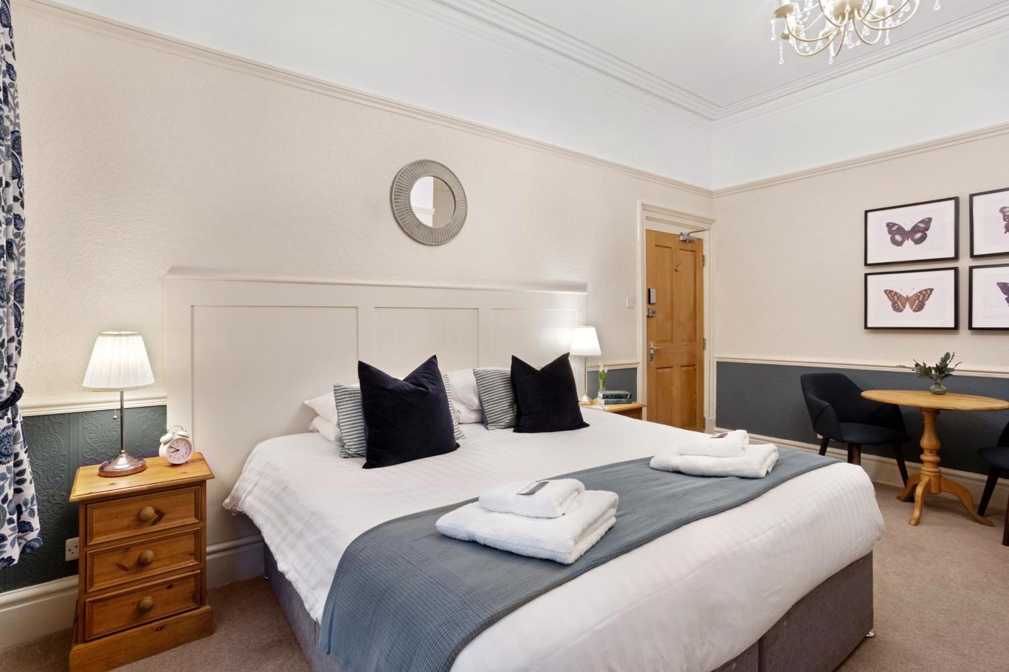 Fountains Guest House - Harrogate Stays Экстерьер фото