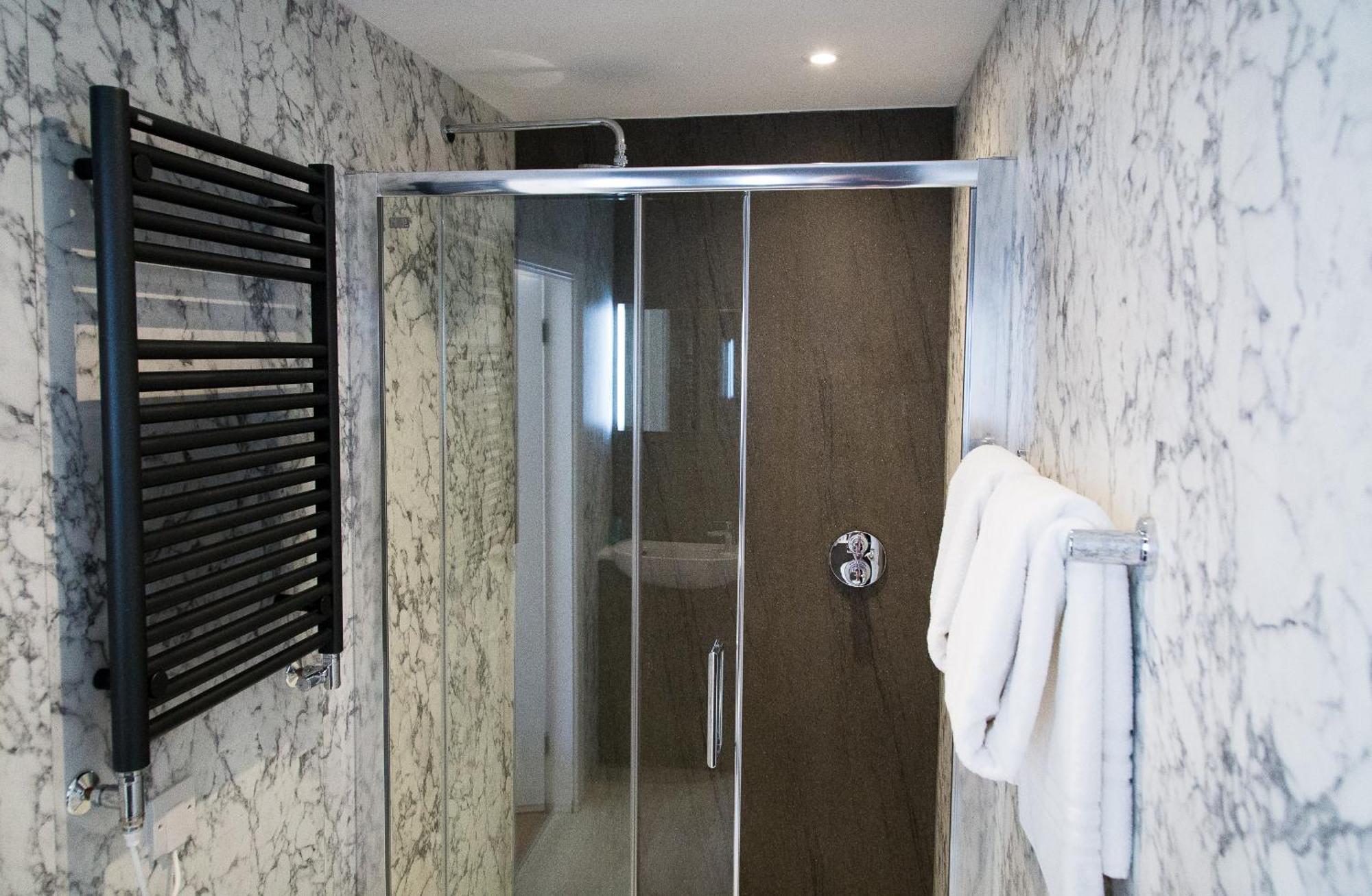 Fountains Guest House - Harrogate Stays Экстерьер фото